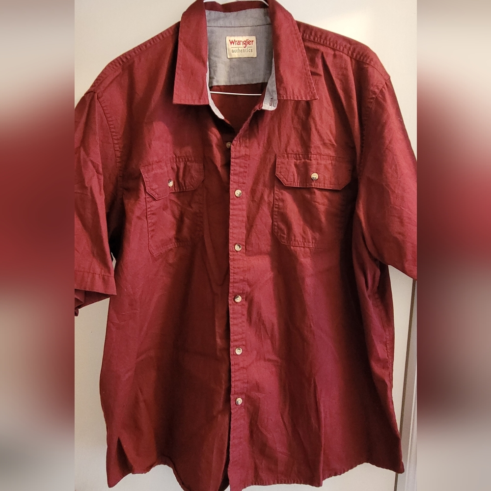 Wrangler Button Down Shirt, Size 2XL, Preloved
